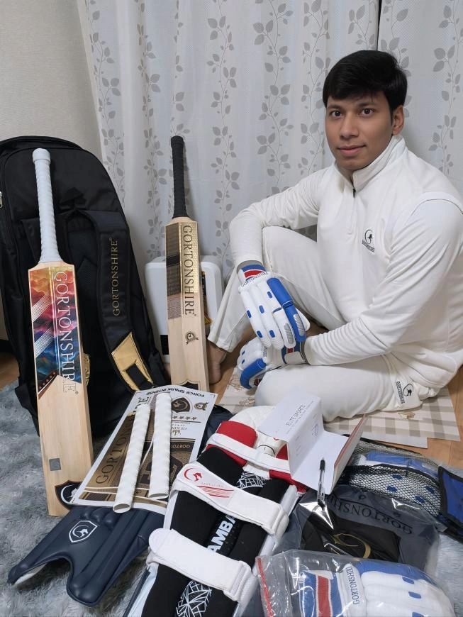 Abhishek Anand balancing academics and cricket